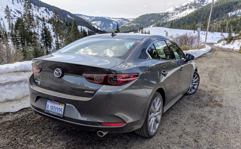 Illustration for article titled The All-Wheel Drive 2019Â Mazda 3 Is the Only Mazda 3 You Should Buy